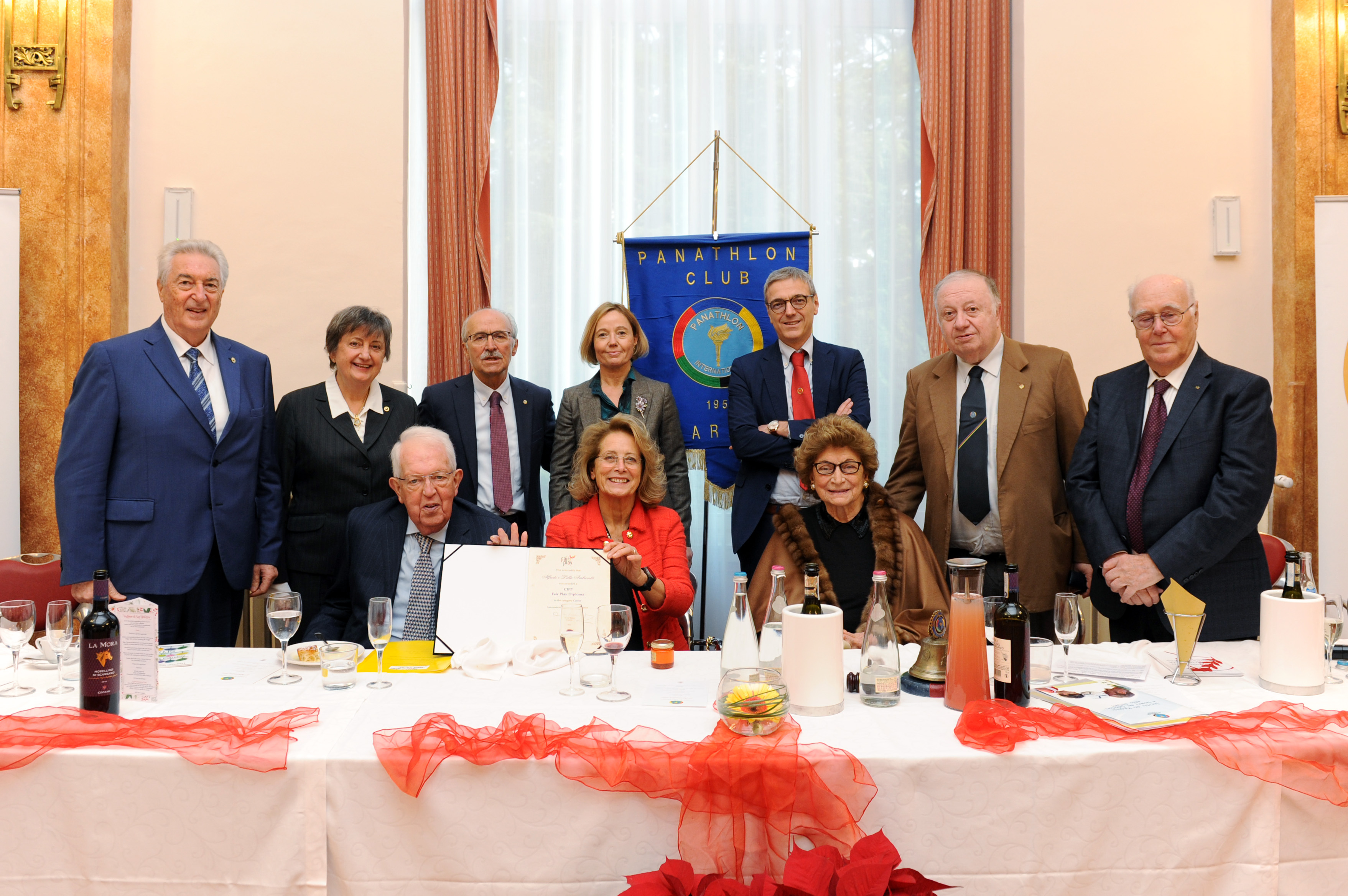 Alfredo and Lella Ambrosetti received the Fair Play Diploma